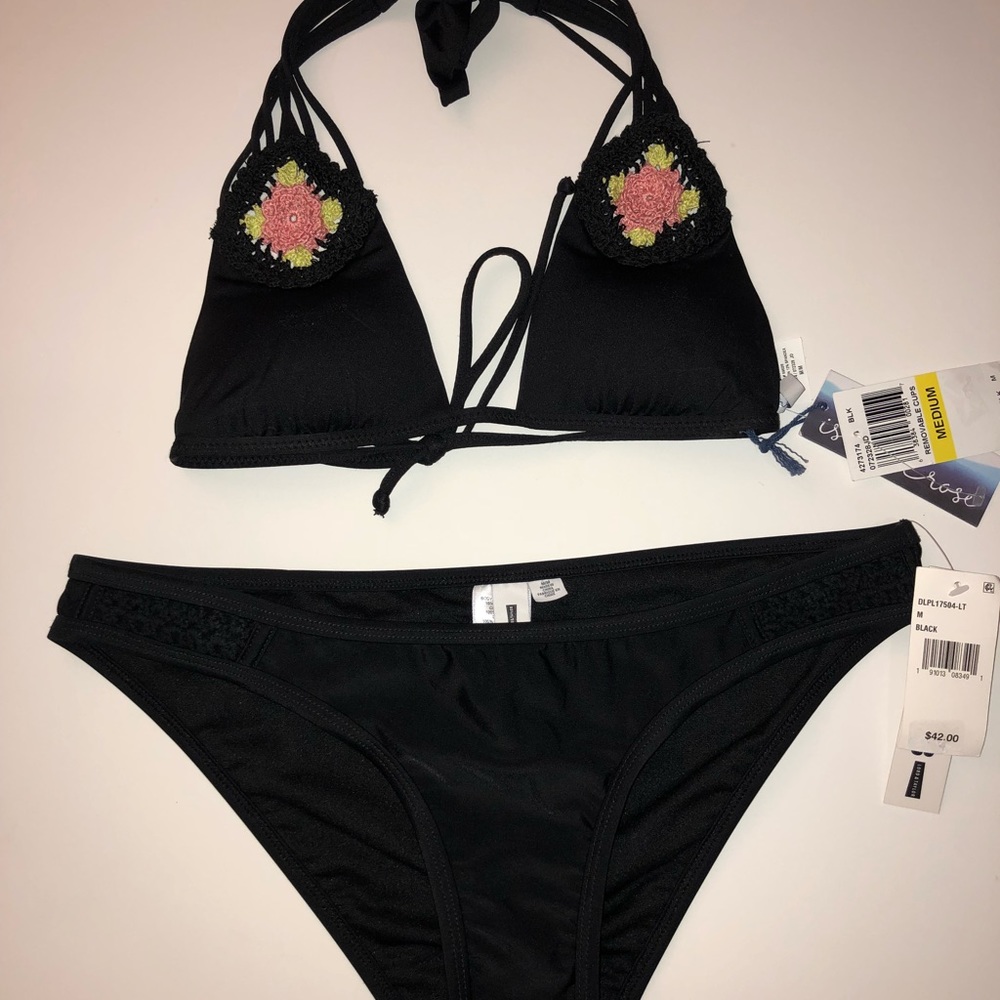 🆕 Isabella Rose/ Design Lab Crochet Detail Bikini